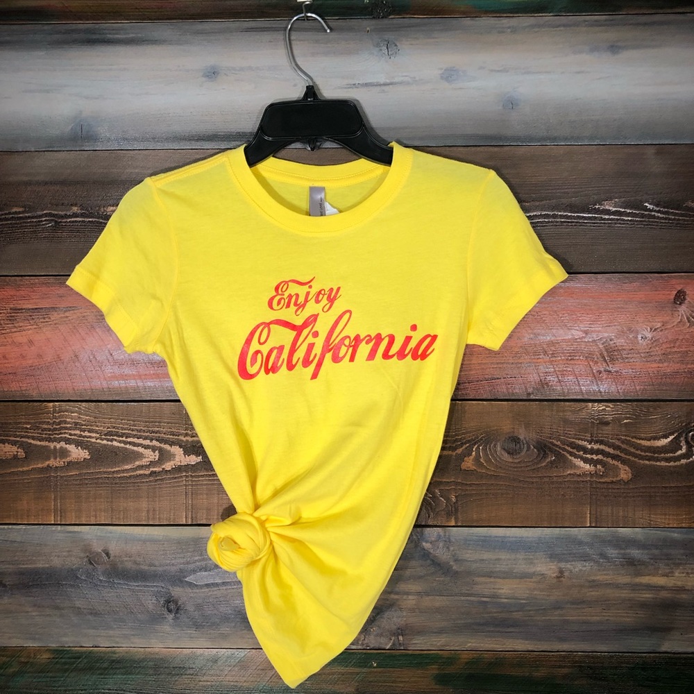 Women’s “California” Short Sleeved T; Sz M